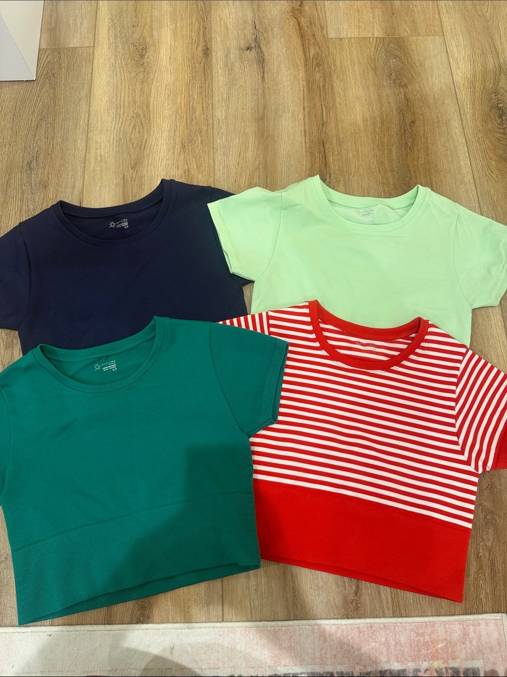 aerie sidewalk seamless crop tee lot